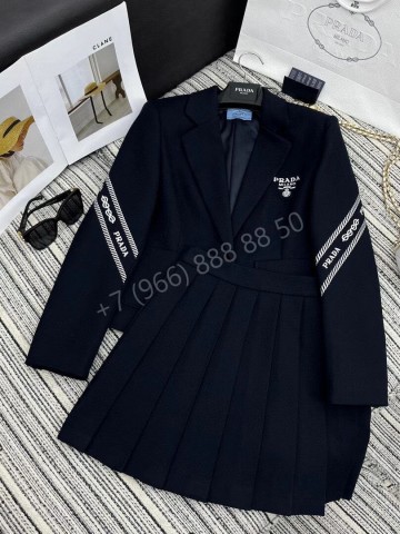 Костюм Prada