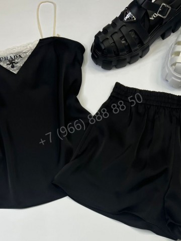 Костюм Prada