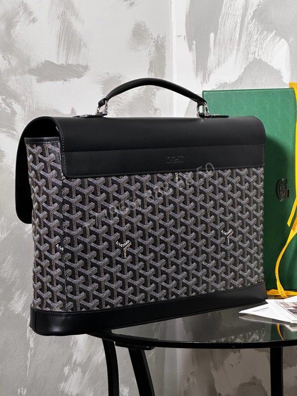 Портфель Goyard