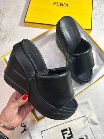 Сабо Fendi