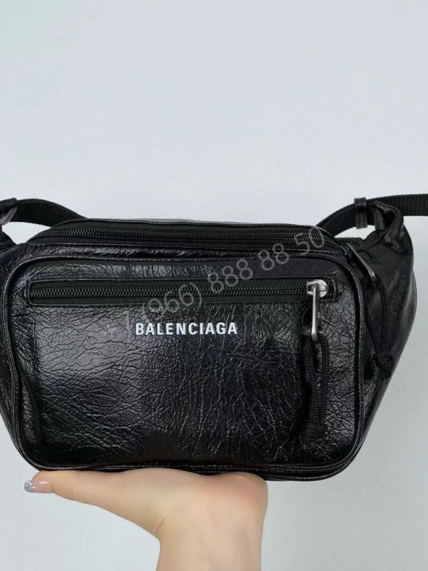 Поясная сумка Balenciaga