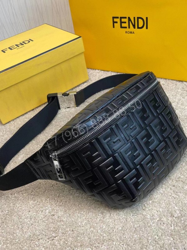 Поясная сумка Fendi