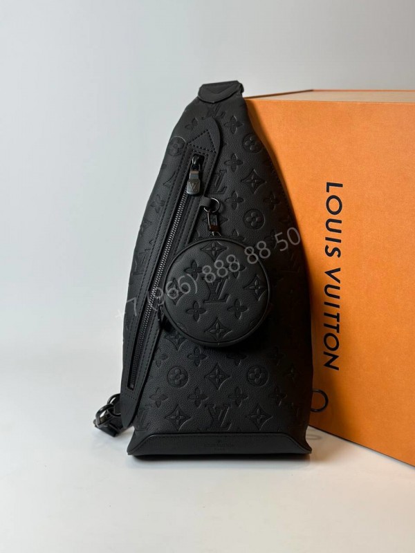 Сумка-слинг Louis Vuitton