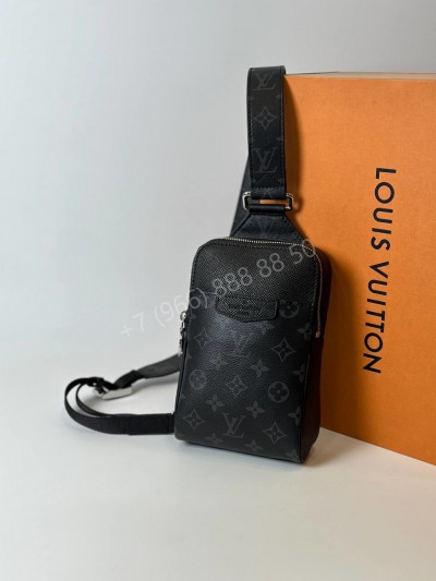 Сумка-слинг Louis Vuitton