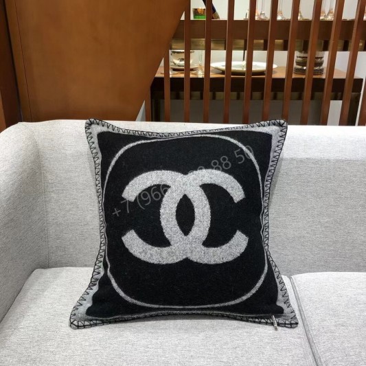 Подушка CHANEL