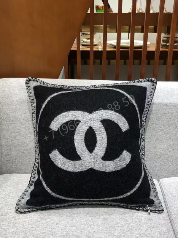 Подушка CHANEL