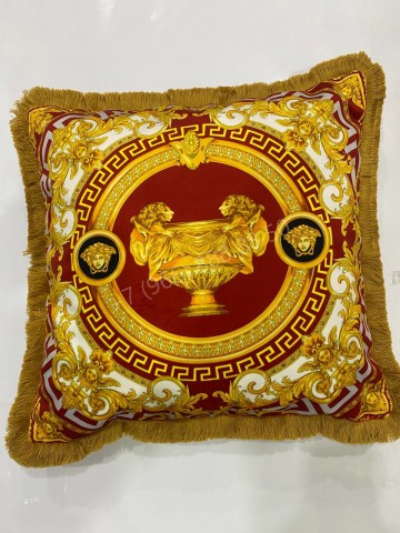 Подушка Versace
