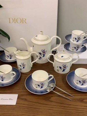 Чайный сервиз Dior