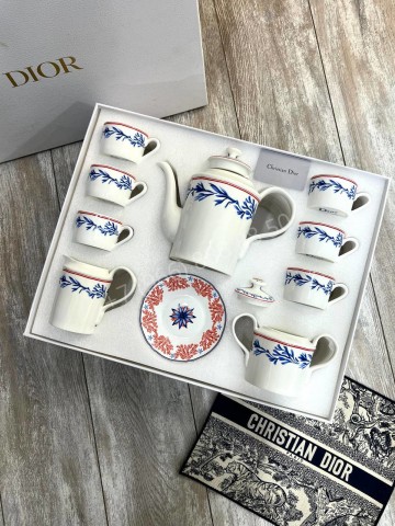 Столовый сервиз Dior