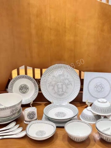 Столовый сервиз Hermes