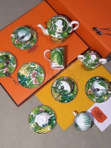 Столовый сервиз Hermes