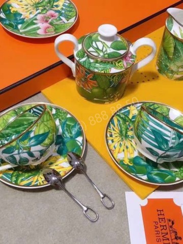 Столовый сервиз Hermes