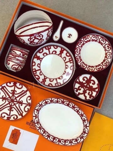 Столовый сервиз Hermes