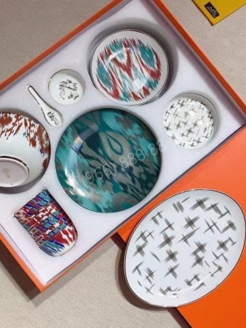 Столовый сервиз Hermes