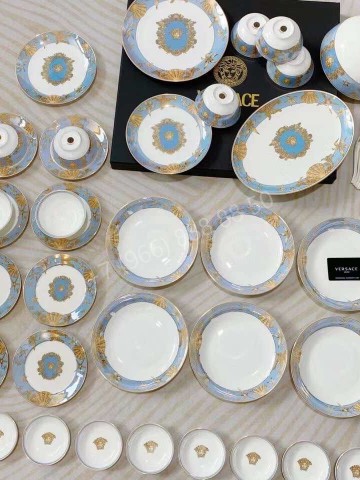Столовый сервиз Versace 54 предмета