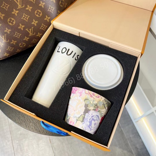 Стакан Louis Vuitton