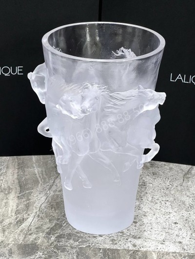 Ваза Lalique