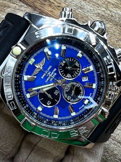 Часы Breitling