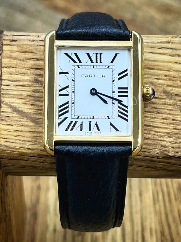 Часы Cartier