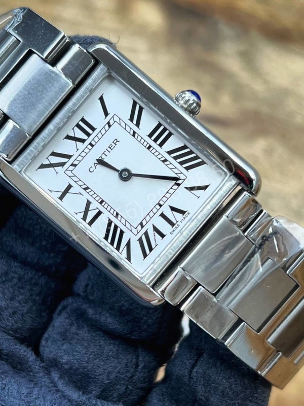 Часы Cartier