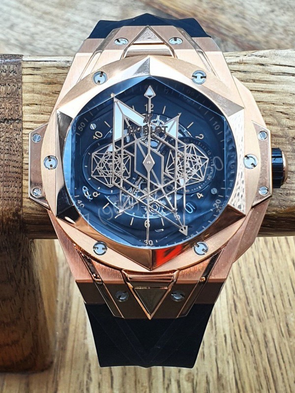 Часы Hublot