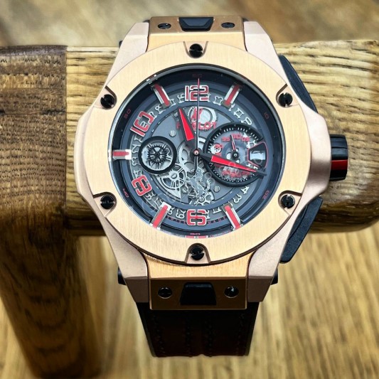 Часы Hublot