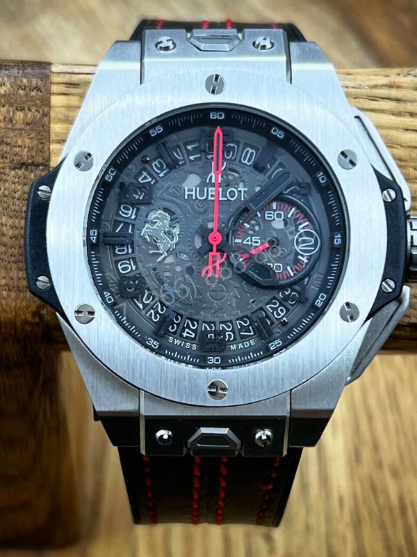 Часы Hublot