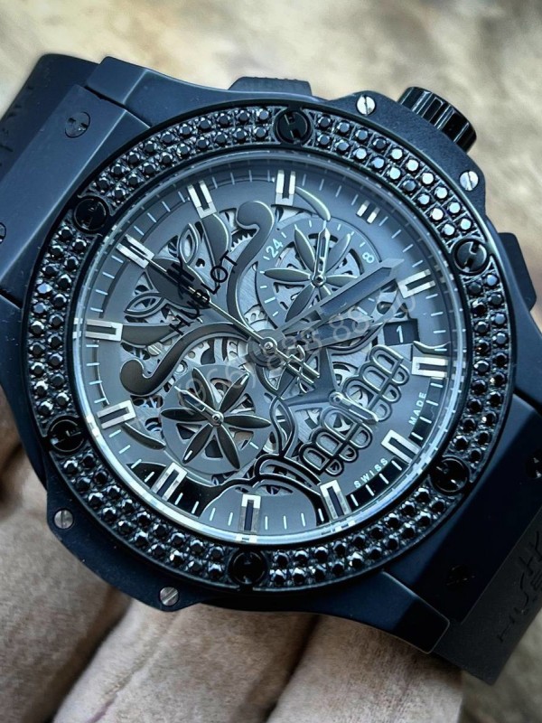 Часы Hublot