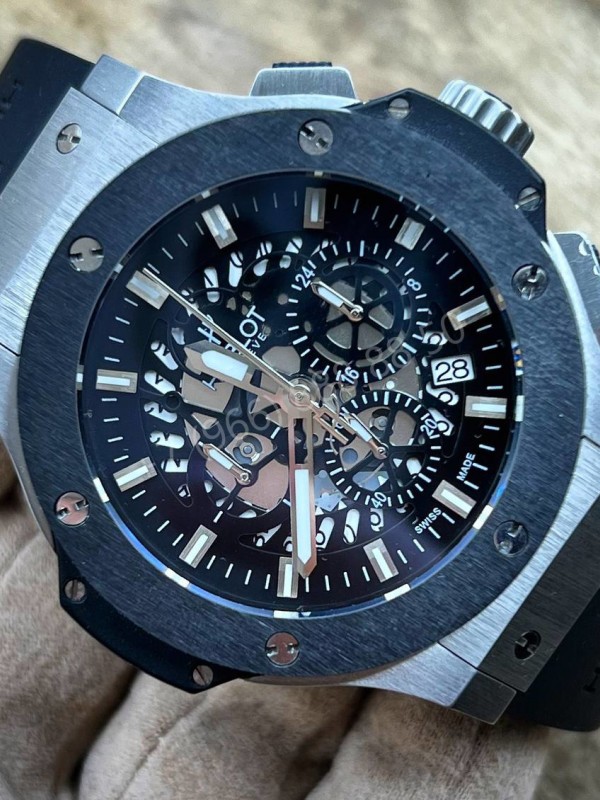 Часы Hublot