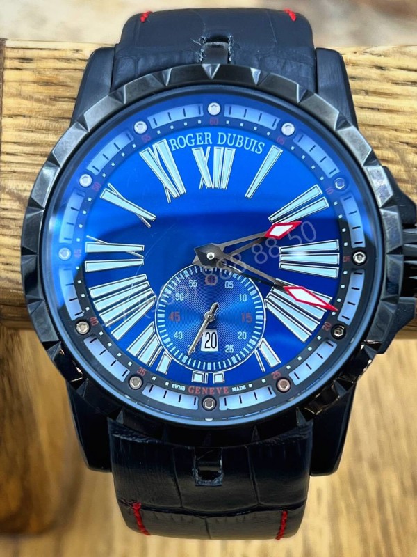 Часы Roger Dubuis