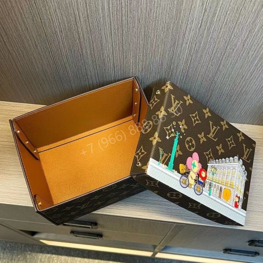 Коробка Louis Vuitton