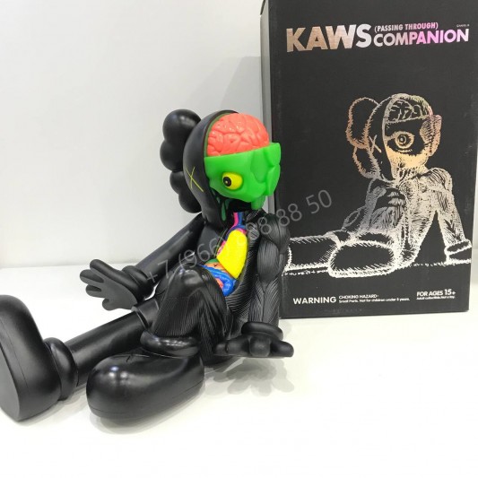 Фигурка Kaws