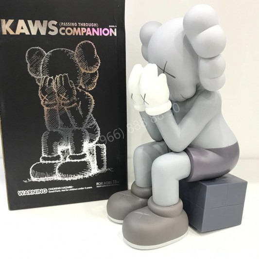 Фигурка Kaws