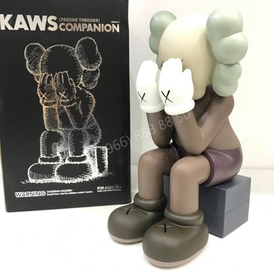 Фигурка Kaws