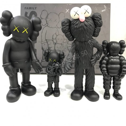 Фигурка Kaws