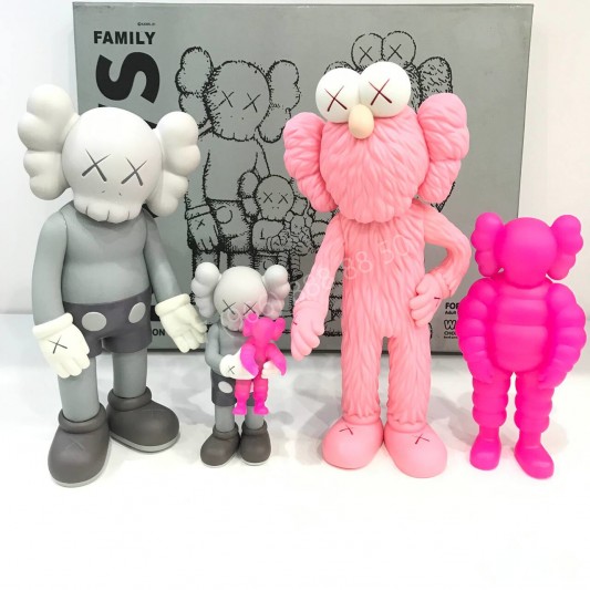 Фигурка Kaws