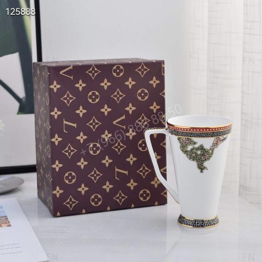 Кружка Louis Vuitton