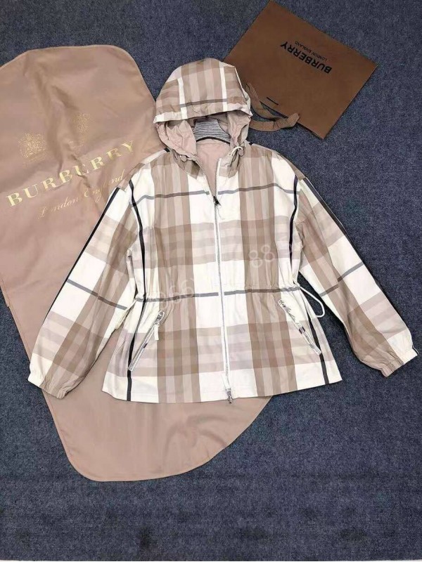 Ветровка Burberry