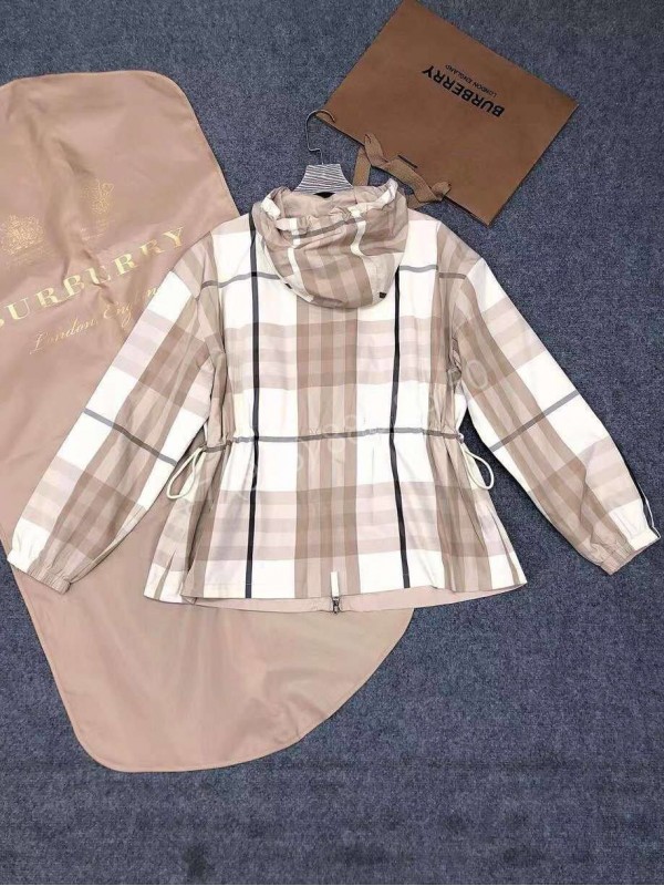 Ветровка Burberry