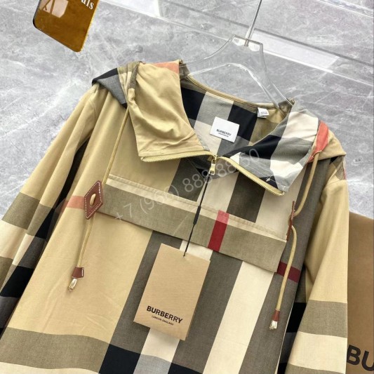 Ветровка Burberry