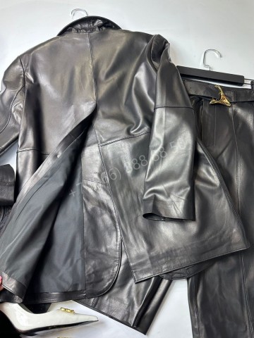 Кожаная куртка Bottega Veneta