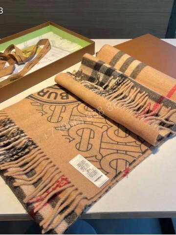 Шарф Burberry