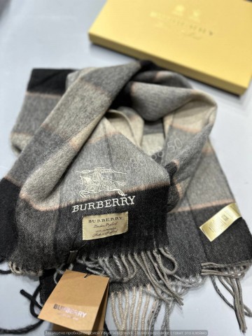 Шарф Burberry