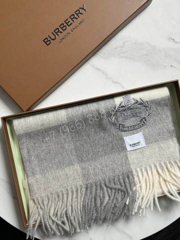 Шарф Burberry