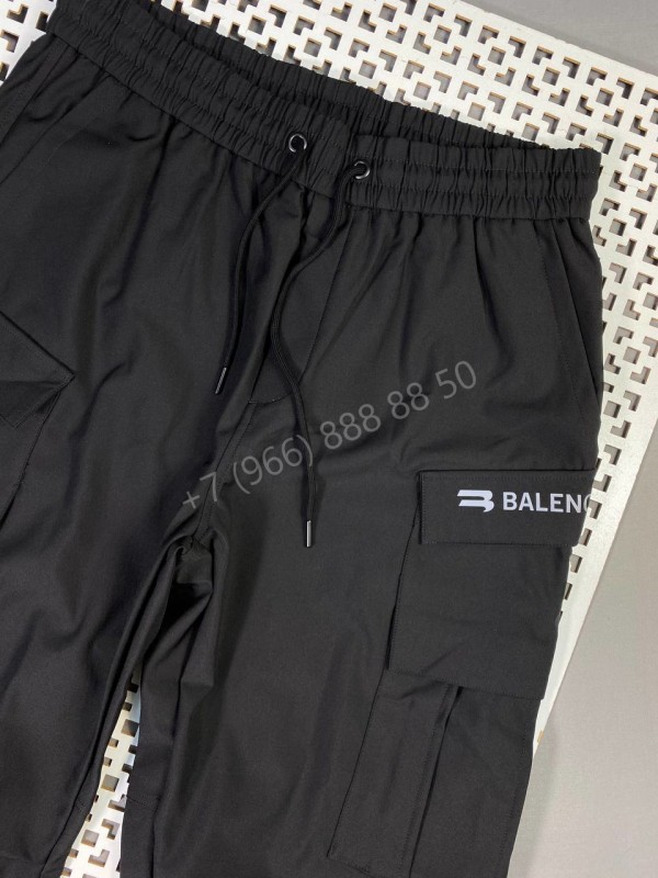 Спортивные штаны Balenciaga