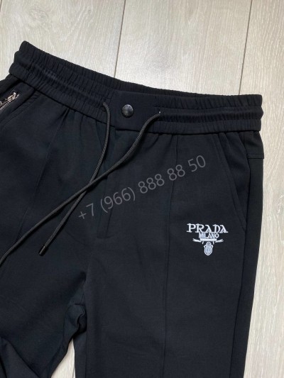 Спортивные штаны Prada