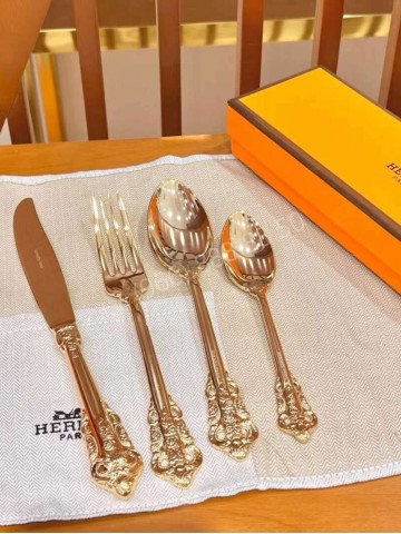 Набор столовых приборов Hermes