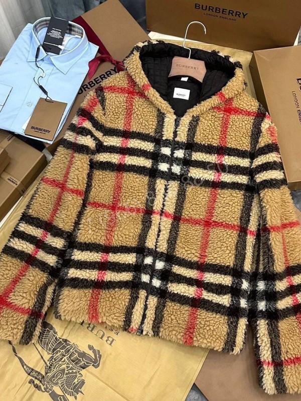 Бомбер Burberry