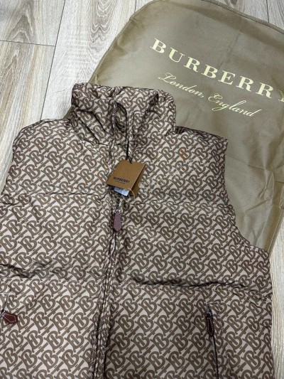 Безрукавка Burberry