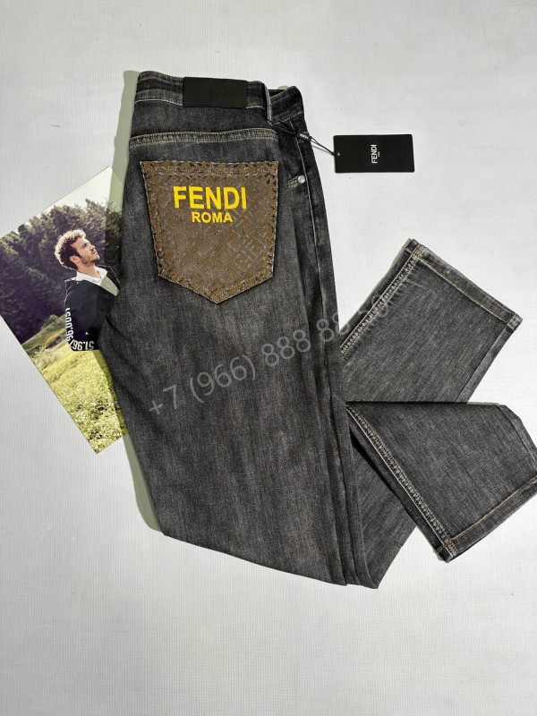 Джинсы Fendi